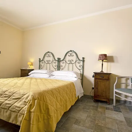 Aparthotel Borgo Grondaie Siena
