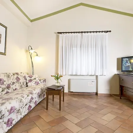 Aparthotel Borgo Grondaie 3*