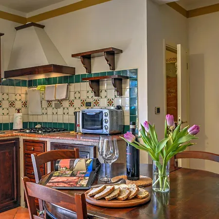 Aparthotel Borgo Grondaie Siena