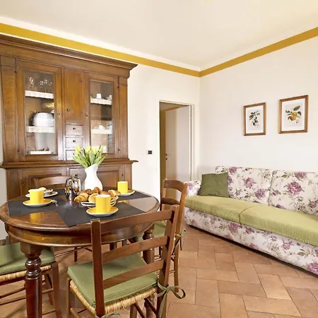 Borgo Grondaie Aparthotel Siena