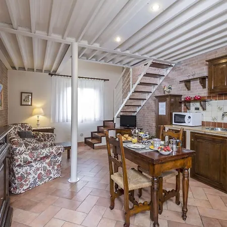 Borgo Grondaie Апарт-отель 3*